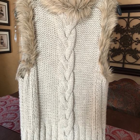 Sweater vest - Picture 4 of 4